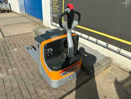 Fahrerstandstapler 2009  Still EXU H 20 (7)