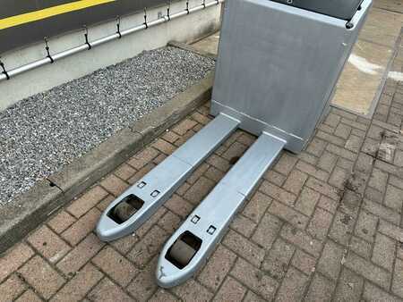 Nízkozdvižný vozík 2017  Still EXH SF20 (5)