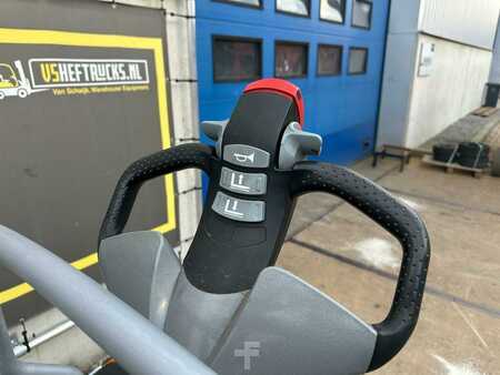 Nízkozdvižný vozík 2017  Still EXH SF20 (6)