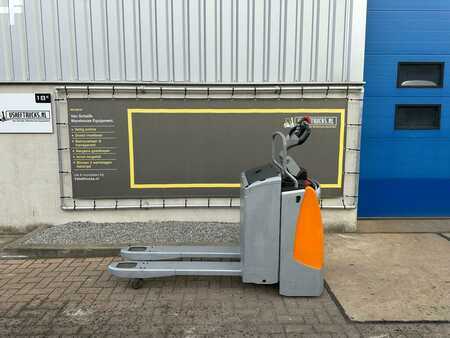 Nízkozdvižný vozík 2018  Still EXH SF20 (1)