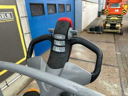 Nízkozdvižný vozík 2018  Still EXH SF20 (10)