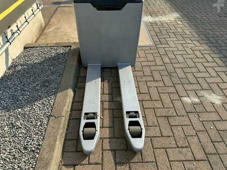 Nízkozdvižný vozík 2020  Still ECU20 (9)