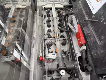 Apilador eléctrico 2019  Still EXVSF14 (17)