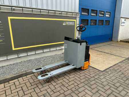 Nízkozdvižný vozík 2018  Still ECU SF 20 (3)