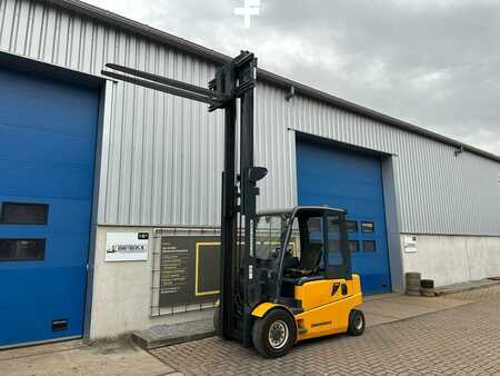 Elektro čtyřkolový VZV 2010  Jungheinrich EFG540 (5)