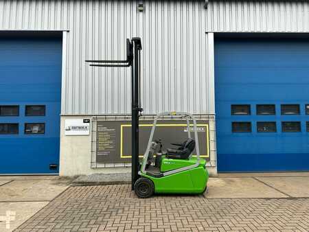 Elektryczne 3-kołowe 2000  Cesab blitz 315 (2)