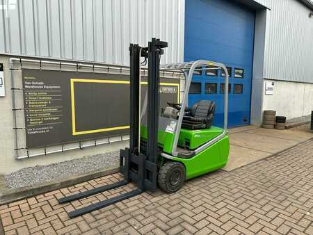 Elektryczne 3-kołowe 2000  Cesab blitz 315 (3)