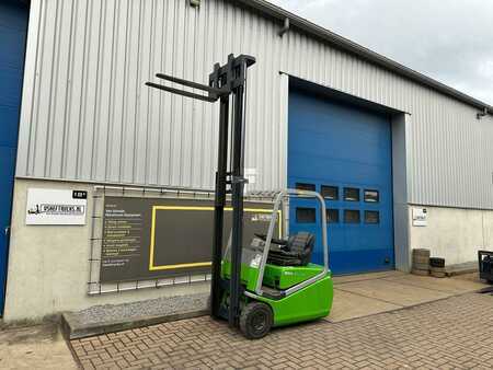 Elektryczne 3-kołowe 2000  Cesab blitz 315 (6)