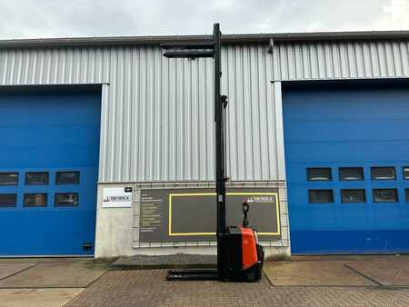 Stapelaars 2006  Toyota SPE125L (4)