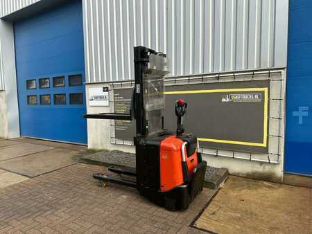 Stapelaars 2006  Toyota SPE125L (9)