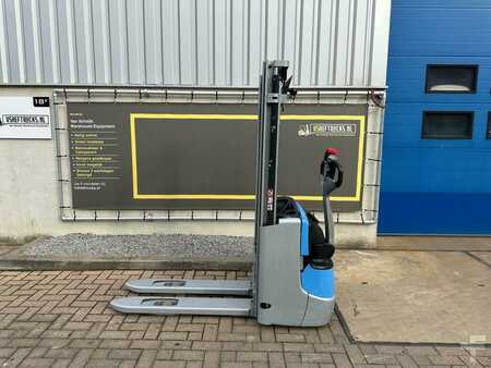 Ruční vysokozdvižný vozík 2018  Still EXV10 (1)