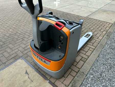 Hochhubwagen 2015  Still EXUH20 (4)