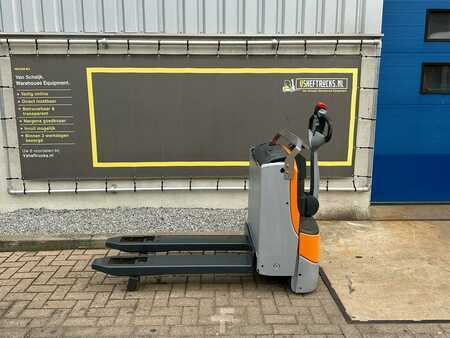 Transpalettes éléctriques 2019  Still EXU16 (1)