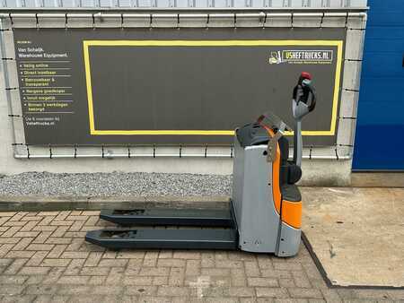 Transpalettes éléctriques 2019  Still EXU16 (2)