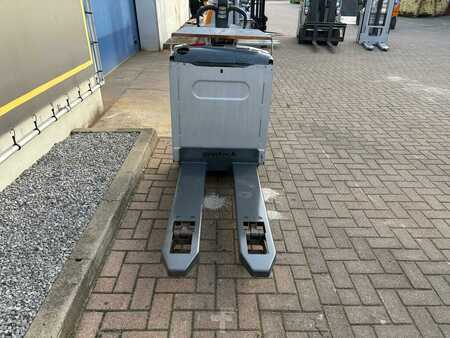 Transpalettes éléctriques 2019  Still EXU16 (10)