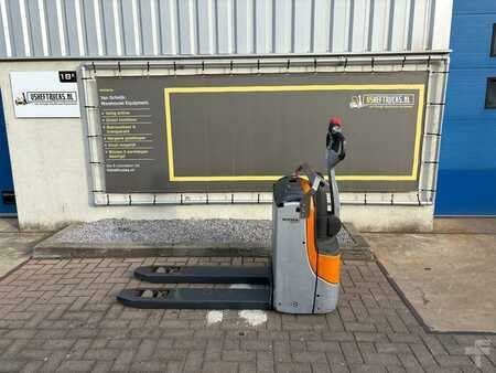 Transpalettes éléctriques 2019  Still EXU16 (2)