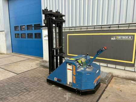 Stacker pedestre 1992  Blue Giant LT144 W30 (4)