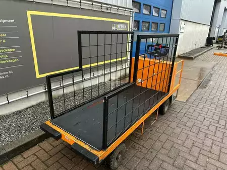 Máquinas de plataforma elétrica 2008  Translift TLD600 (3)