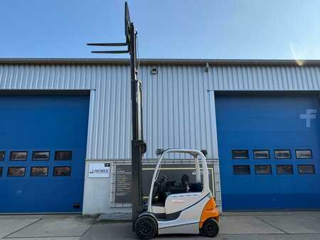 Elektro 4 Rad 2017  Still RX60-30 (3)