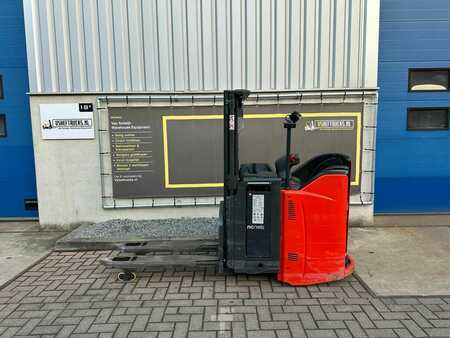 Fahrerstandstapler 2013  Linde L12LSP/133 (1)