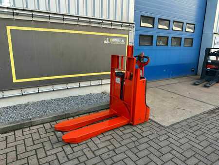 Magasemelésű béka 2017  Linde TL1600/1152-00 (6)