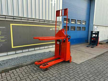 Magasemelésű béka 2017  Linde TL1600/1152-00 (8)