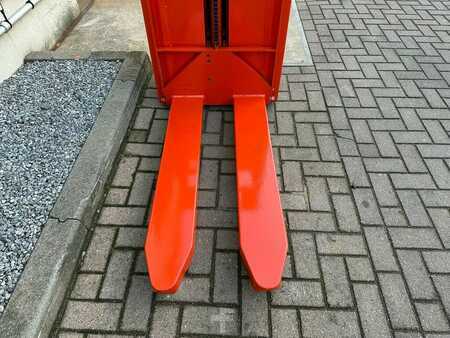 Magasemelésű béka 2017  Linde TL1600/1152-00 (9)