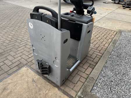 Camions à plate-forme éléctrique 2021  Still LTX20 (6)