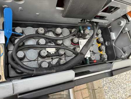 Camions à plate-forme éléctrique 2021  Still LTX20 (9)