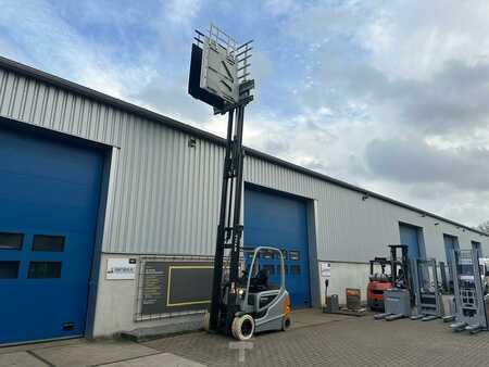 Elektro 4 Rad 2017  Still RX60-30L (6)