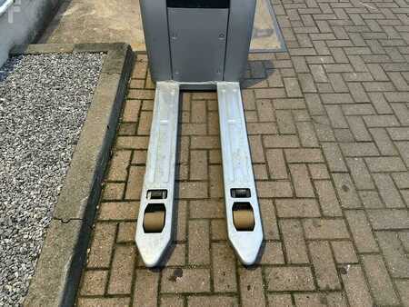 Niederhubwagen 2021  Still ECH15 (6)