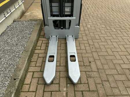 Apilador eléctrico 2019  Still EXV SF 14 (10)