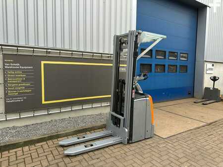 Apilador eléctrico 2019  Still EXV SF 14 (4)