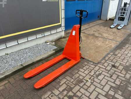 Låglyftare El 2008  BT HHL100 (3)