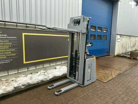 Apilador eléctrico 2018  Still EXV SF 14 (6)