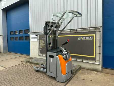 Apilador eléctrico 2016  Still exv sF 14i (9)