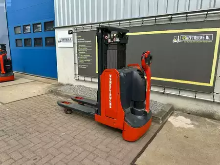 Apilador eléctrico 2018  Linde D08 (3)