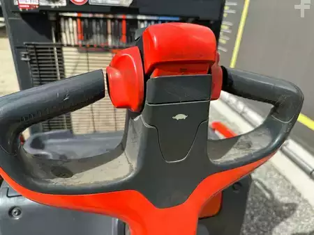 Apilador eléctrico 2018  Linde D08 (9)
