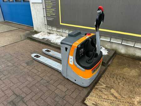 Magasemelésű béka 2009  Still EXU H 20 (3)