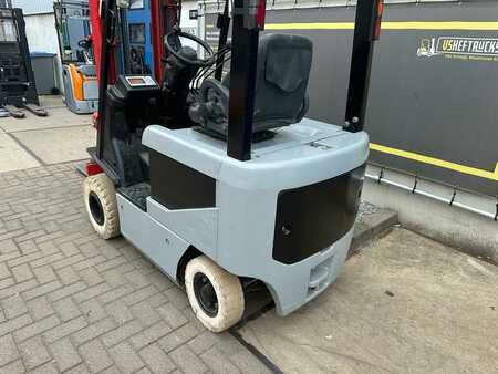 Sähkö - 4 pyör 2011  Nissan 3f430 (10)