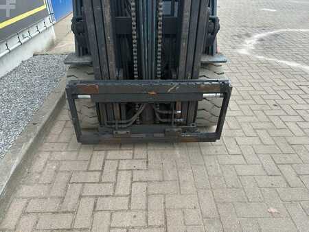 Elektromos 4 kerekű 2004  Toyota 7fbmf30 (10)