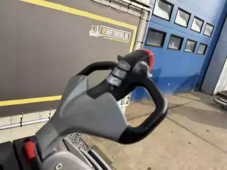 Magasemelésű béka 2019  Still EXV-SF 14 (10)