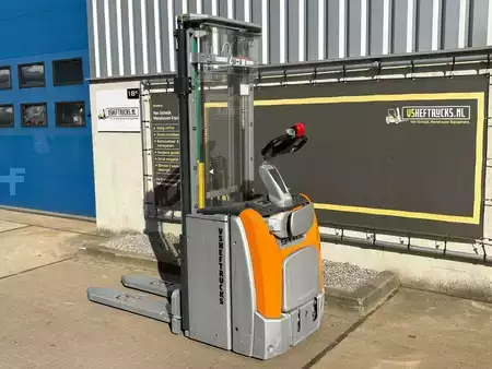 Magasemelésű béka 2019  Still EXV-SF 14 (5)