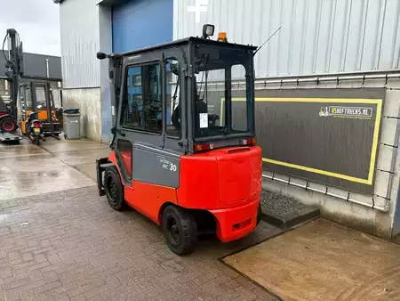 Elektrisk- 4 hjul 2008  nichiyu FB30 (7)