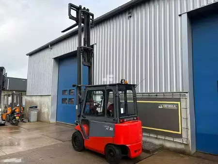 Elektrisk- 4 hjul 2008  nichiyu FB30 (9)