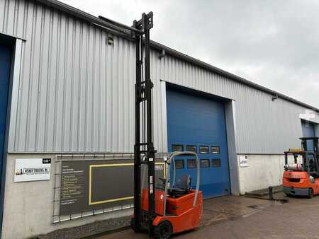 Eléctrico - 3 rodas 2006  BT  (9)