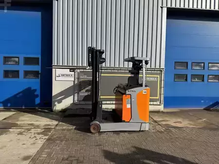 Carretilla retráctil 2018  Still FMX17 (1)