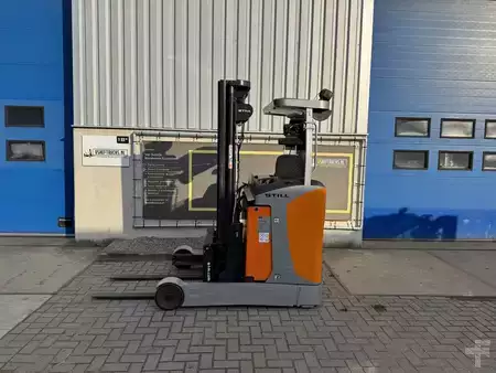 Carretilla retráctil 2018  Still FMX17 (2)