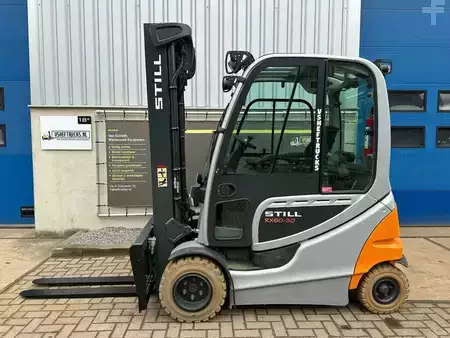 Eléctrica de 4 ruedas 2019  Still RX60-30 (2)