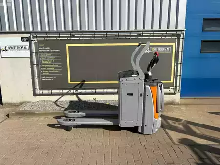 Transpalettes électriques 2019  Still EXH-SF 20 (1)